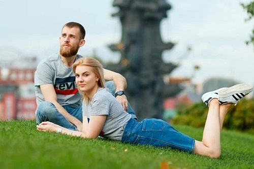 属猪男吃醋的表现，越吃醋越爱