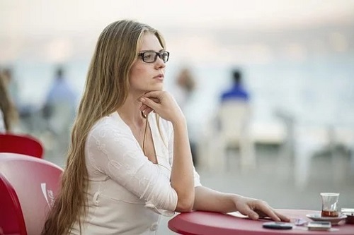 为什么属狗女会二婚，属狗女婚姻运势分析