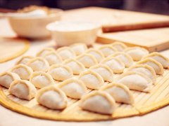 周公解梦梦见吃饺子是什么意思