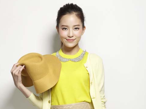 双子女对待喜欢的人和朋友的区别 起名网