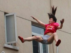 周公解梦梦见坠楼是什么意思