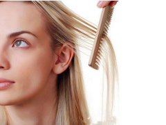 周公解梦梦见别人给自己梳头是什么意思