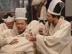 周公解梦梦见别人穿孝服是什么意思