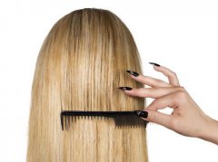 周公解梦梦见自己梳头是什么意思