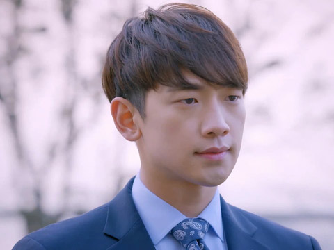 鼻孔大的面相_起名网