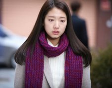 天生大叔控的女性面相解析