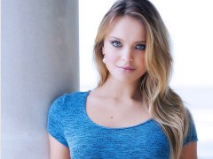 痣的位置与命运：胸前有痣意味着什么