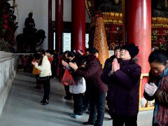 拜佛时心里默念什么