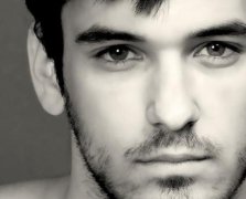 执着的三个字游戏情侣名字大全