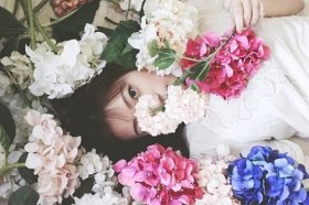 1969年属鸡女晚年好不好，有什么注意事项