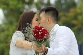 属蛇男人最佳妻子婚配，第三位出人意料