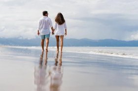 属蛇的和属狗的合得来吗，适合结婚吗