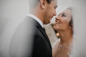 属马属羊姐弟恋婚姻，婚姻幸福吗