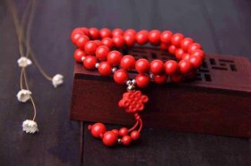 本命年戴朱砂手串好不好，本命年戴什么好